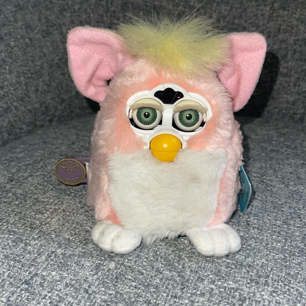 Rare 1999 Tiger Interactive Furby Baby